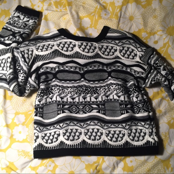 ๐ Red 23 Textured Sweater ๐ - Picture 5 of 6